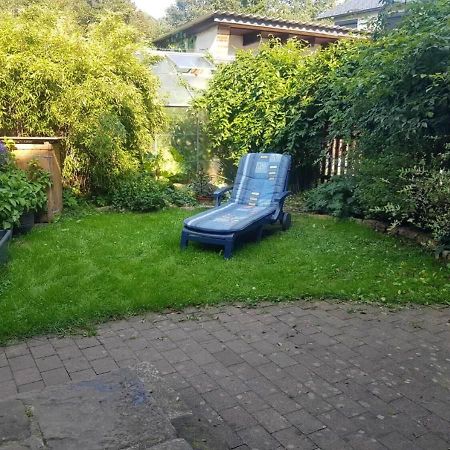 Aeltestes Haus In Quentel - Ferienwohnung 1 Mit Kleinem Garten Lichtenau Exterior foto